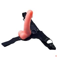 SK Ultra Passionate Harness Strap on